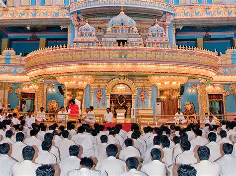 prasanthi nilayam ashram